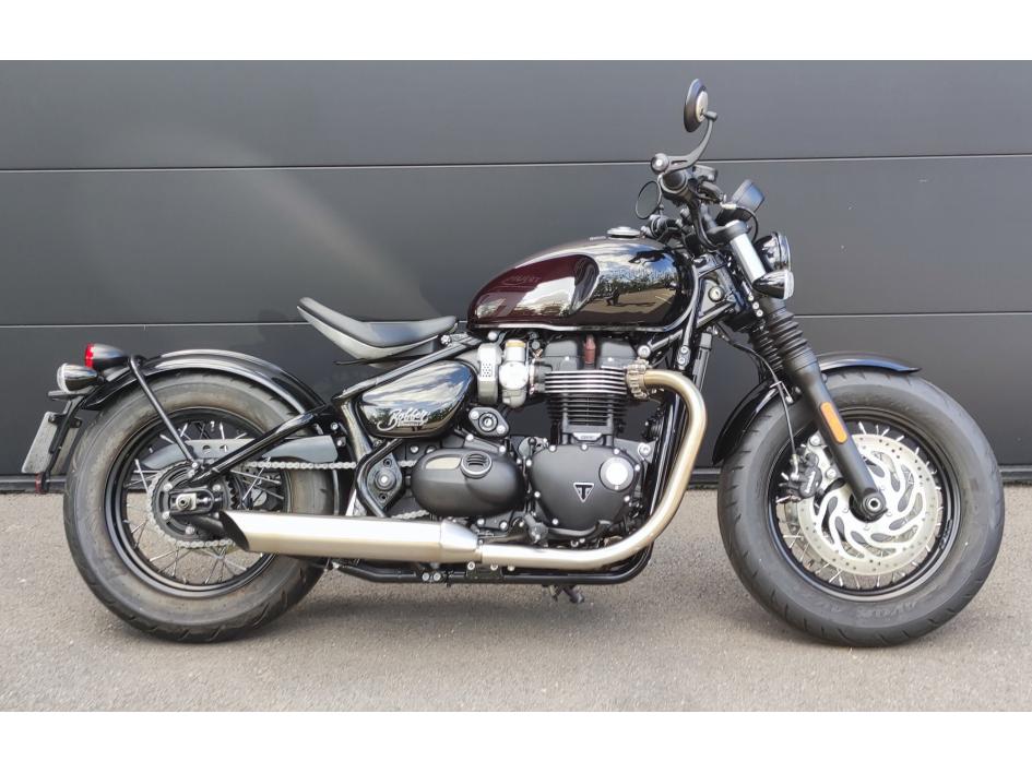 TRIUMPH Bonneville Bobber 1200 Edition Stealth