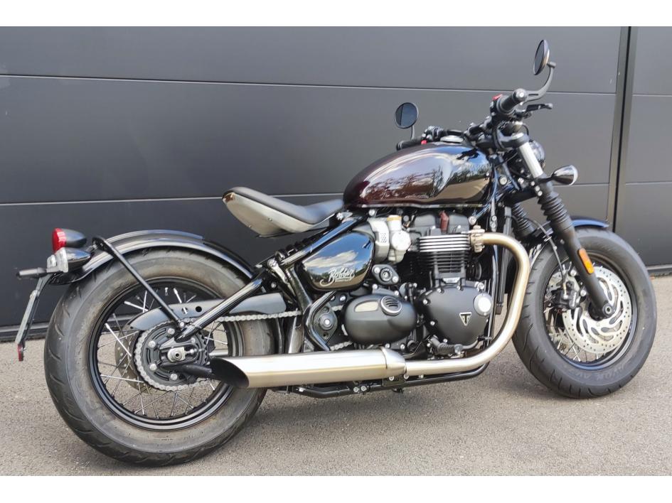 TRIUMPH Bonneville Bobber 1200 Edition Stealth