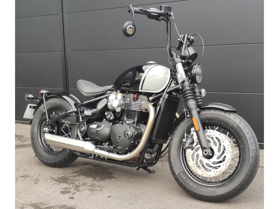 TRIUMPH Bonneville Bobber 1200 2025