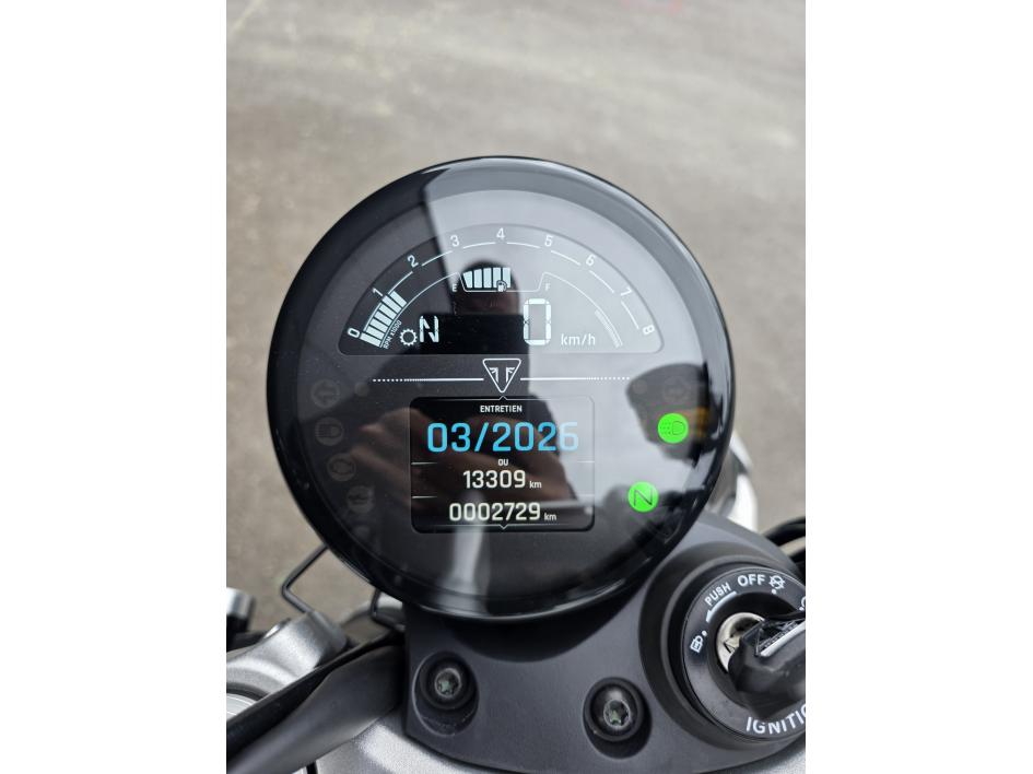 TRIUMPH SPEED TWIN 1200