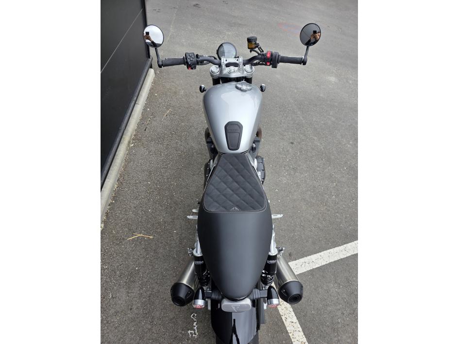 TRIUMPH SPEED TWIN 1200