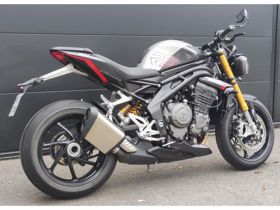 TRIUMPH SPEED TRIPLE 1200 RS 2025