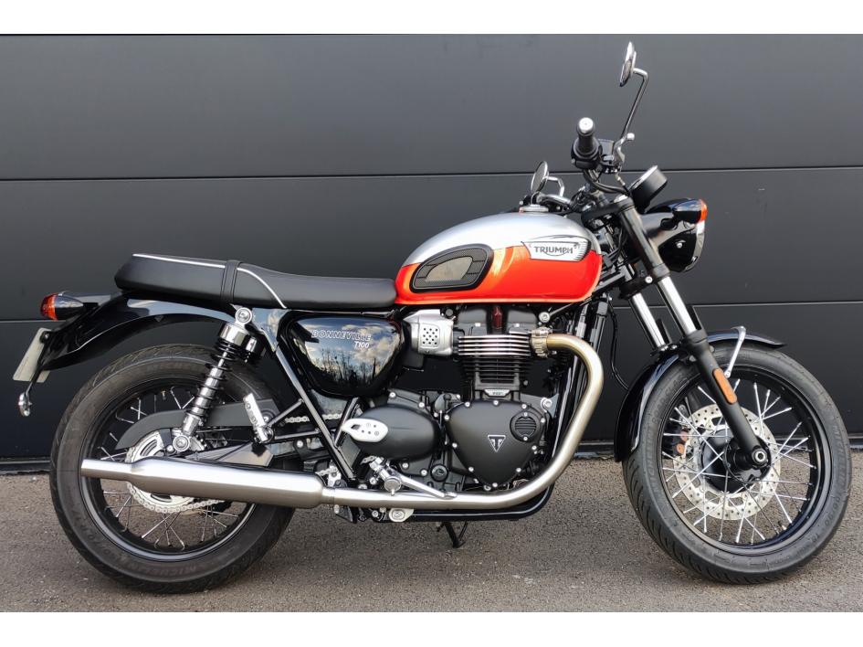 TRIUMPH Bonneville T100 A2