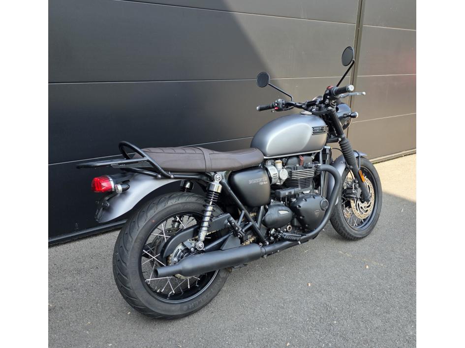 TRIUMPH Bonneville T120 Black
