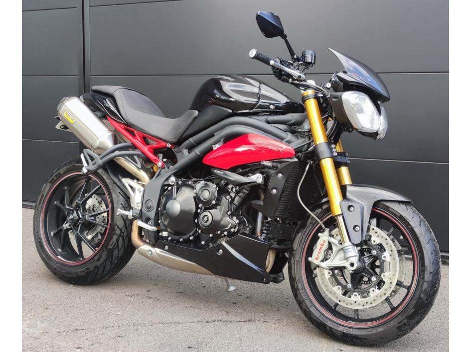 TRIUMPH SPEED TRIPLE 1050 R