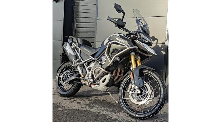 TRIUMPH TIGER 1200 RALLY EXPLORER